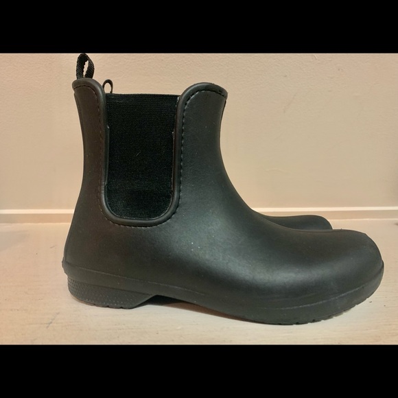 Crocs Chelsea Boot - Picture 1 of 3